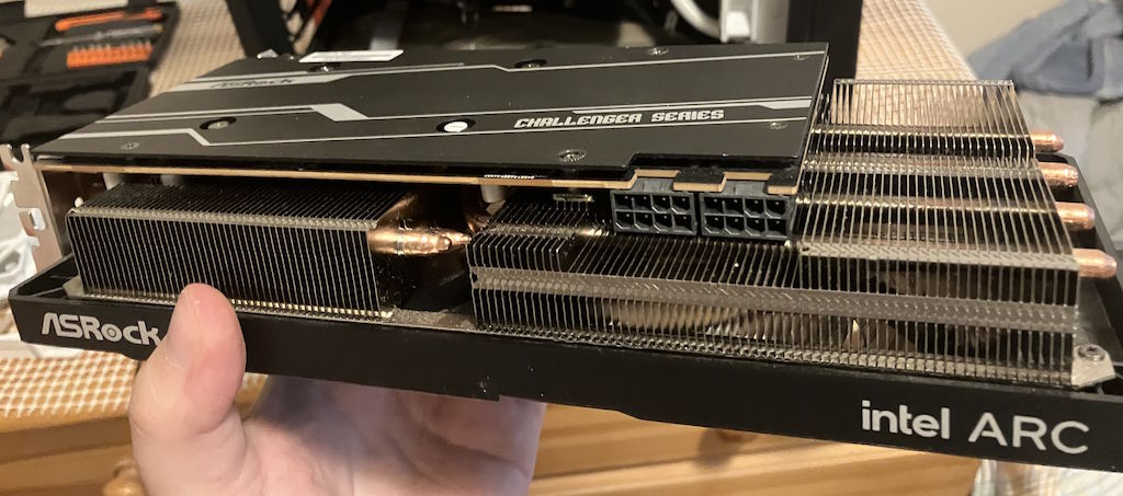 12-intel-arc-a580-two-connectors