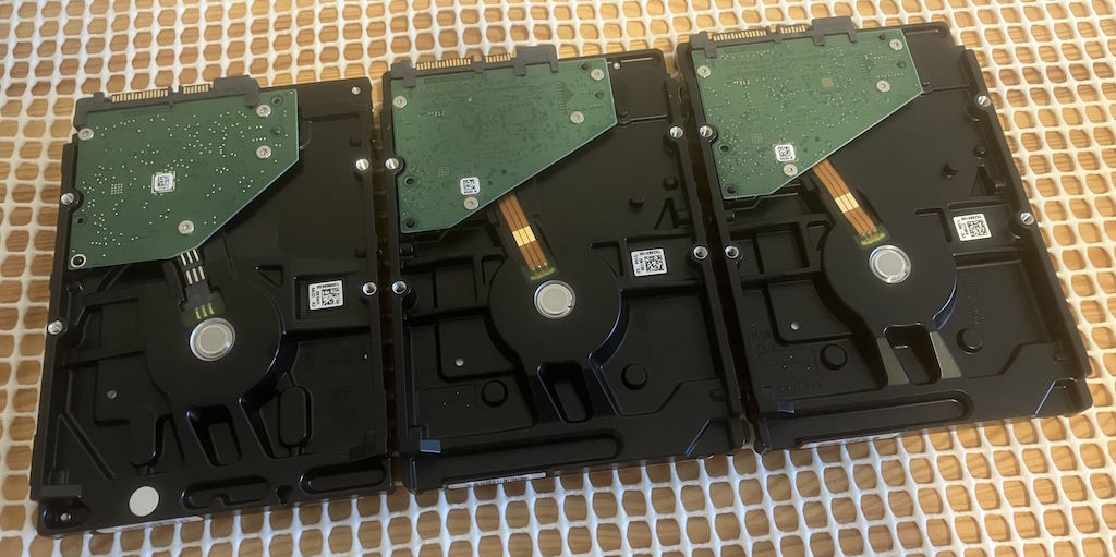 05-drive-comparison-back